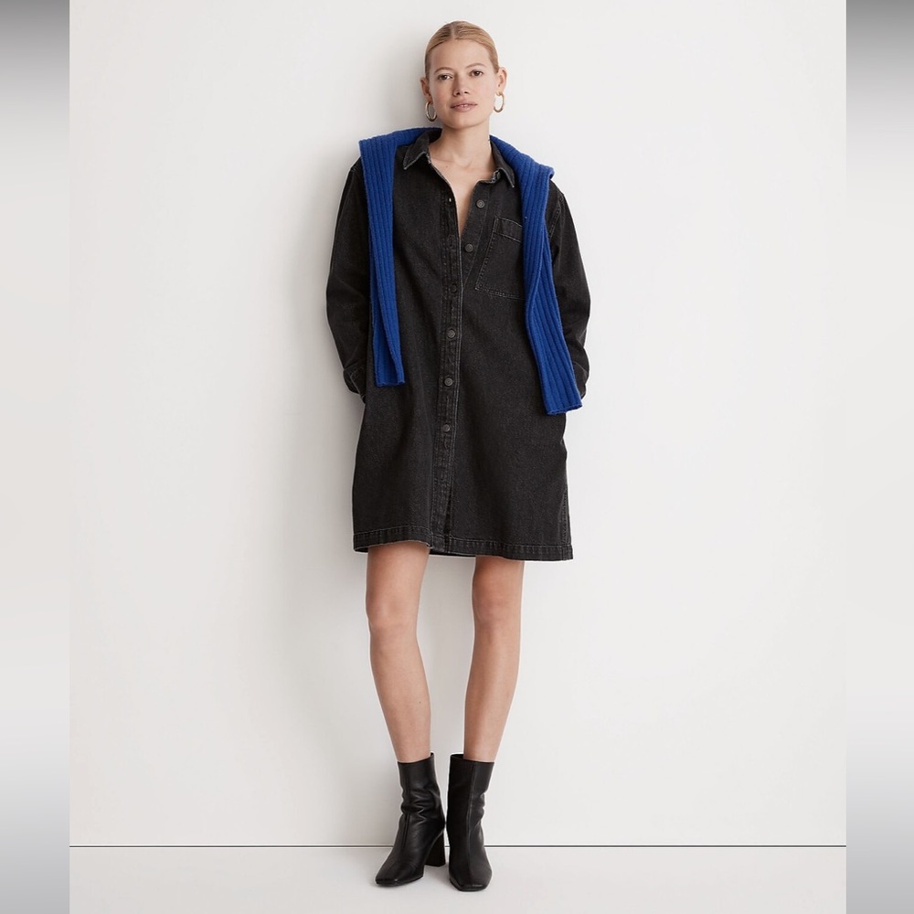 COPY - NWT Madewell Oversized Denim Shirtdress in Lunar Wash - Size Medium - Bl…